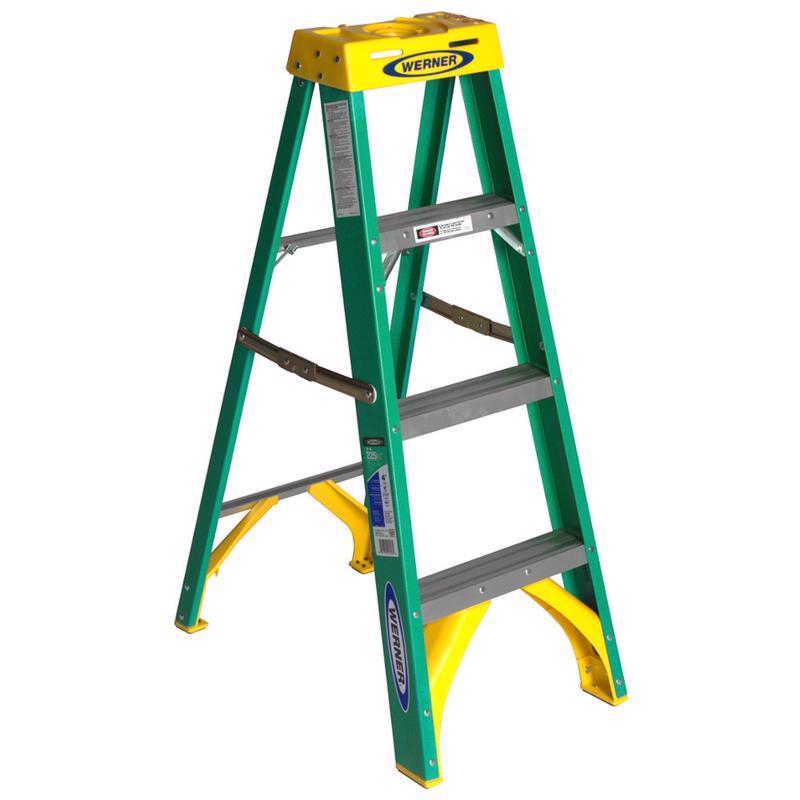 WERNER - Werner 4 ft. H Fiberglass Step Ladder Type II 225 lb. capacity