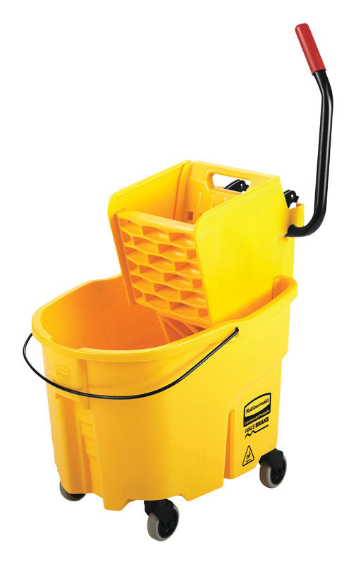 RUBBERMAID COMMERCIAL - Rubbermaid WaveBrake 35 qt Mop Bucket Yellow