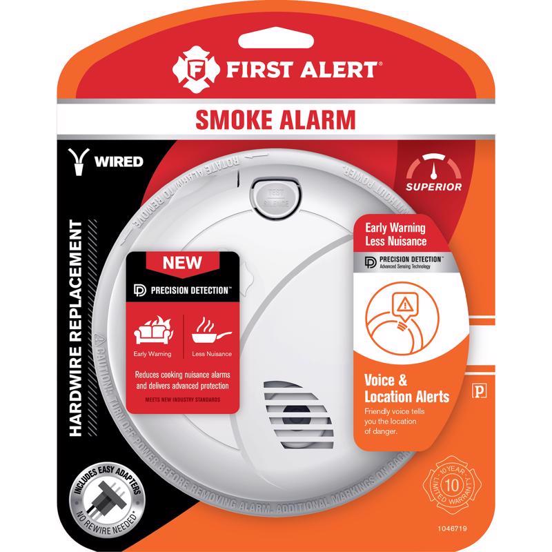 FIRST ALERT - First Alert Voice Alert Hard-Wired Photoelectric Smoke Detector 1 pk