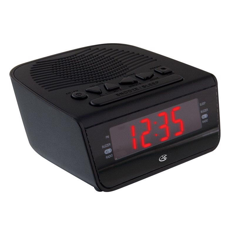 GPX - GPX 5.12 in. Black AM/FM Clock Radio Digital Plug-In